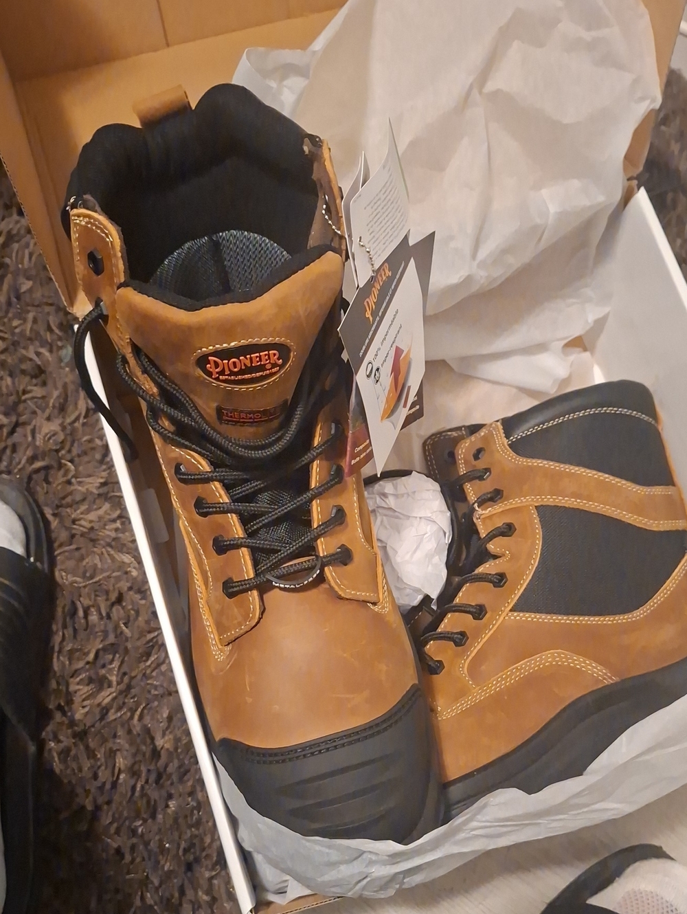 PIONEER Men's Tan and Black Work Boots - Lace-Up Safety Boots